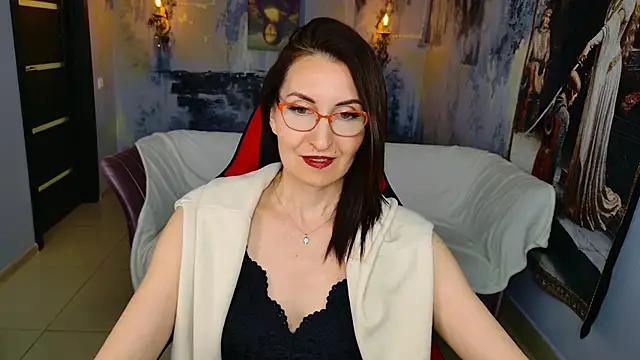 UnaTerra's Live XXX Chat