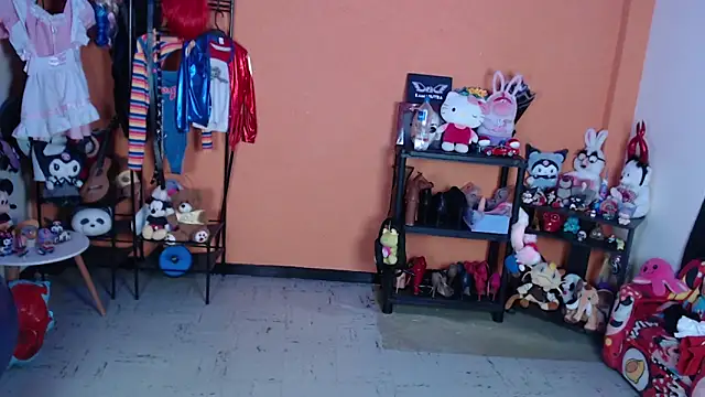 MissMiia2's Live XXX Chat