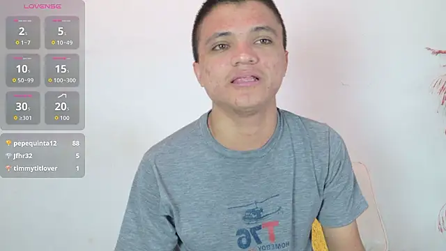 aly_n_sebas Show Webcam