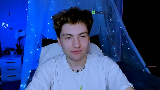 Show modela joseph_bear_ na web-kameri