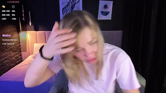 Онлайн чат XXX BellaDreamy