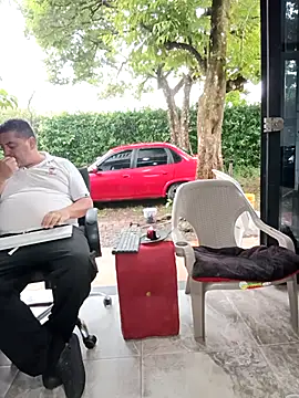 XXX chat uživo modela hotandfierylatinos2023