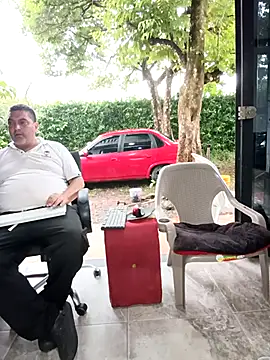 hotandfierylatinos2023のライブXXXチャット