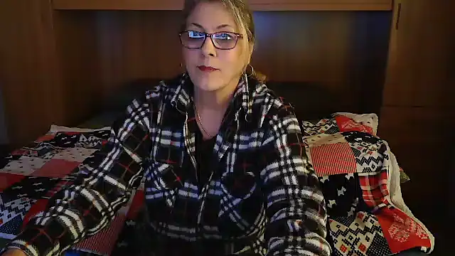 pussy_boom4un Webbikameraesitys