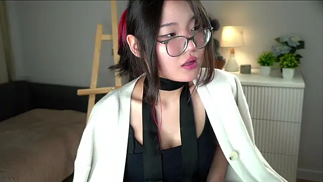 Онлайн чат XXX NelleMihalko