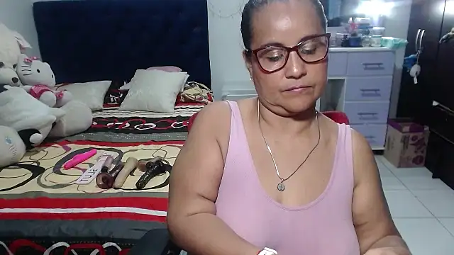 Chat XXX en directo de pervert_mommy_