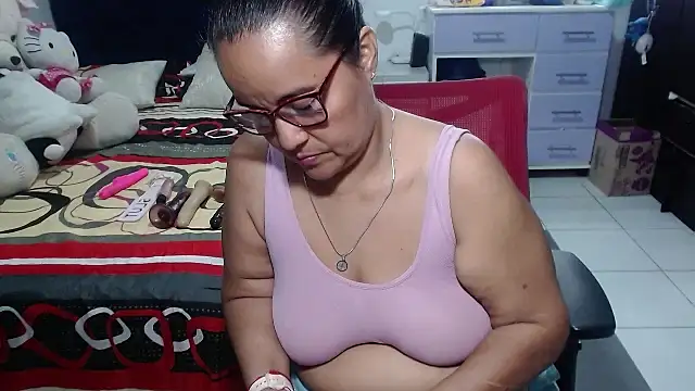 pervert_mommy_ 라이브 XXX 채팅