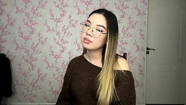 MadeleneStoesz's Webcam Show