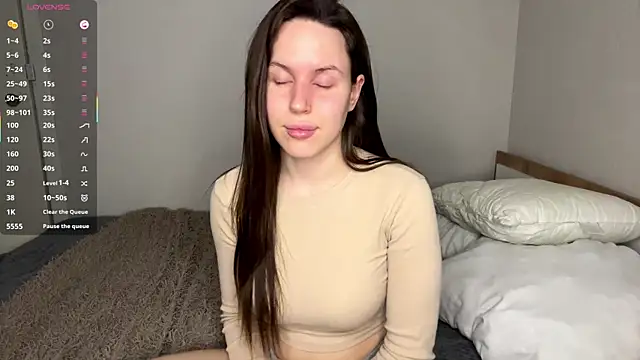 SanoraVillnave Chat XXX in diretta