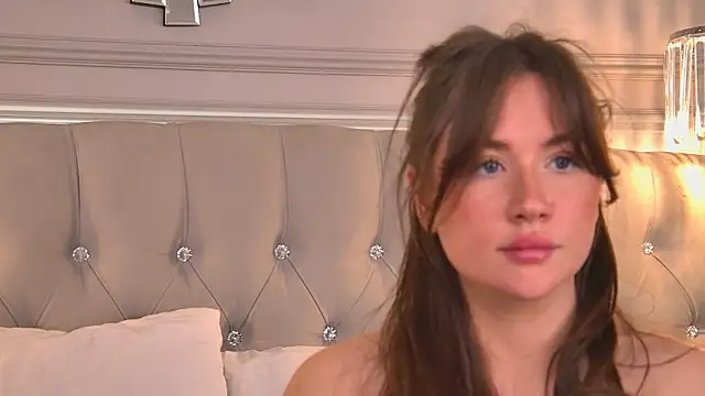 MeganStraneのライブXXXチャット