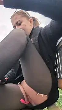 Risky_girl23_ – webcam-show