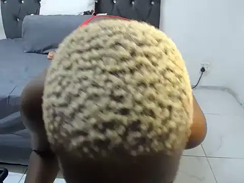 BootySoYummyX Chat XXX live