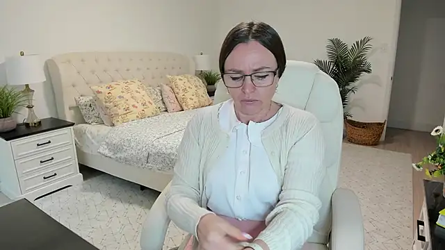 Vika73's Webcam Show