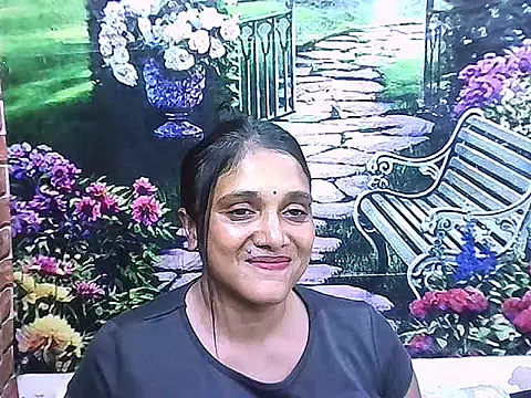 IndianSexyLady20's Live XXX Chat