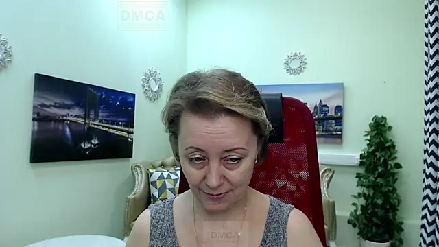 Show de MONA_W na webcam