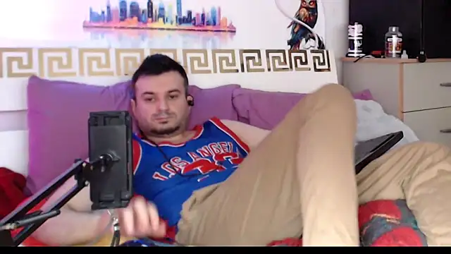 iuligruia69's Live XXX Chat