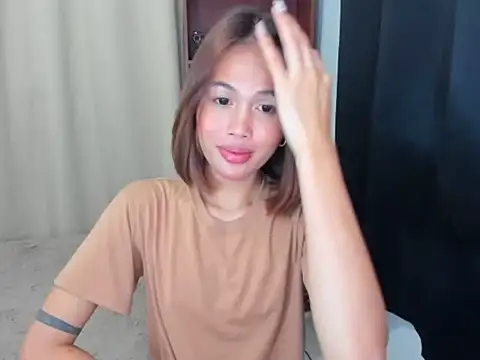 YougotLara's Webcam Show