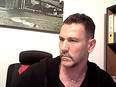 Živý XXX chat mastercharisma35