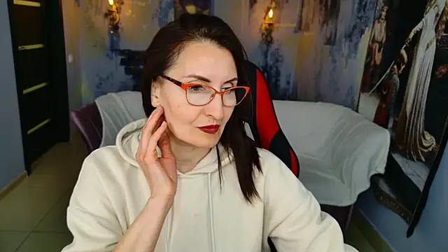 UnaTerra live XXX chat