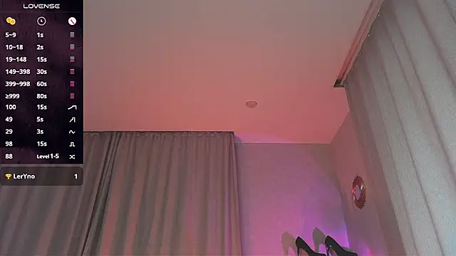 sunshine_vibes' Live XXX Chat