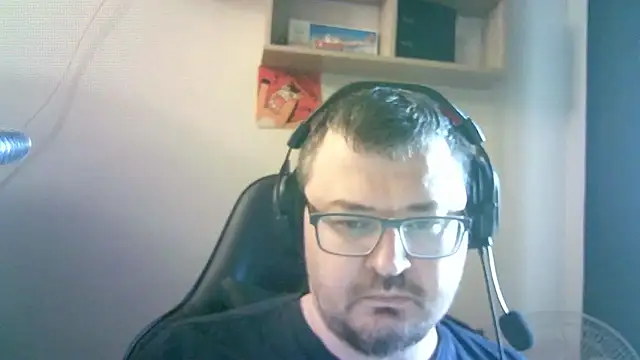 Chat +18 de SirAbuser ao vivo