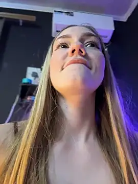 MilaMoone – Live XXX-chat