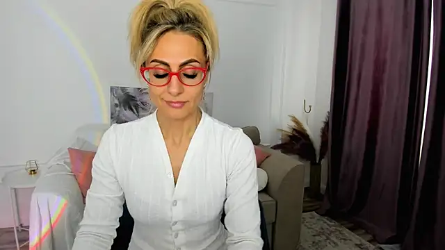 MuseOfStage Live XXX Chat