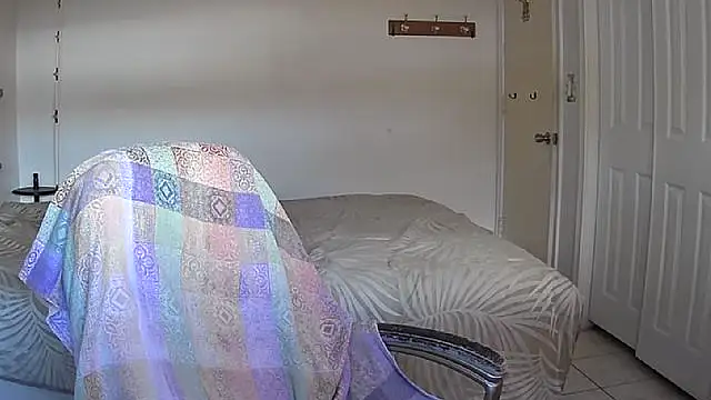 Онлайн чат XXX nakeedcowboi65