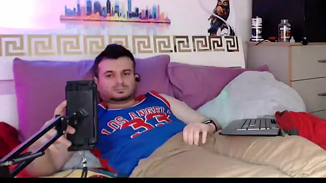 Pokazy przed kamerką – iuligruia69