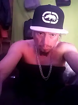 Show modela pauloandres na web-kameri