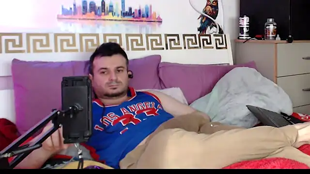 Chatroom XXX en direct de iuligruia69