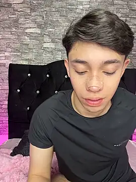 Noah_ledomn Webbikameraesitys