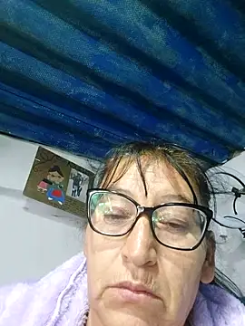 clarita_01's Webcam Show