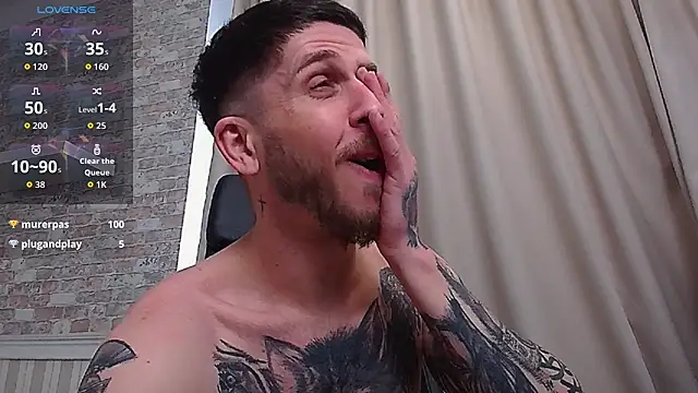 JonahShaw Adlı Modelin Canlı XXX Sohbeti