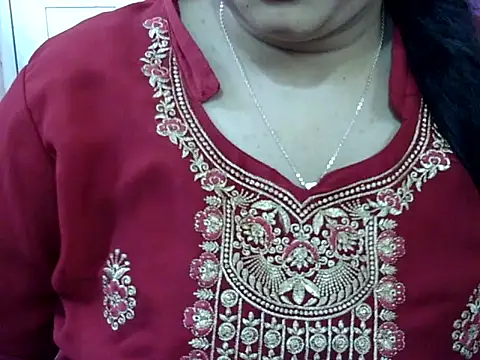 Živý XXX chat Cute_Aliyaa