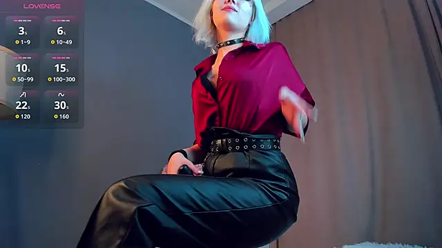 GoldenLenarz: онлайн-секс-чат