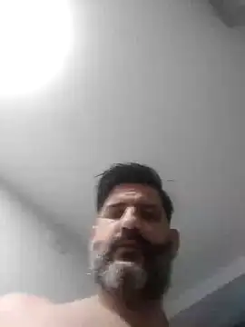 Chat XXX en directo de Maxi_thebig_daddy