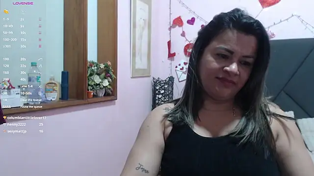 Chat +18 de pamela_echeverria ao vivo