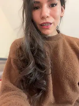 Chat +18 de LalieFR ao vivo