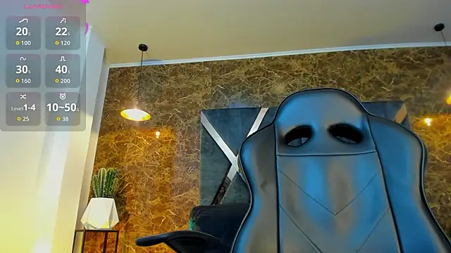 Chat +18 de Hanna_Becker_ ao vivo