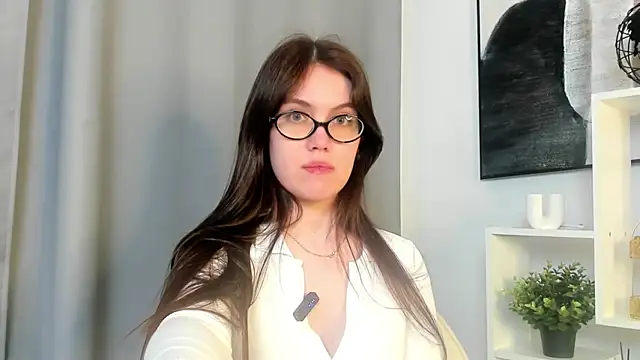 DomitilaHarmer Live XXX Chat