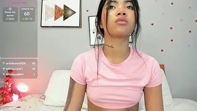 XXX chat uživo modela PauleteW10