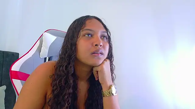 Chatroom XXX en direct de Honnie_cute