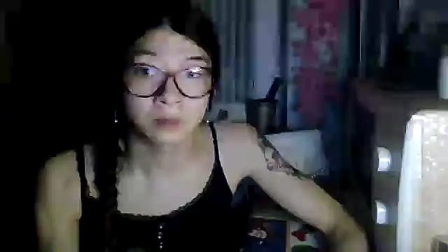 CarlyJoy live XXX chat