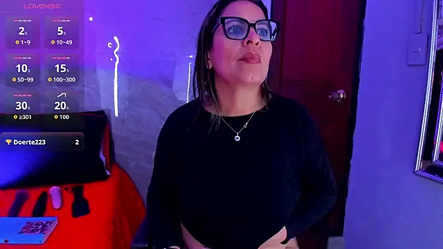 دردشة Agatha_Pleasure الجنسية المباشرة