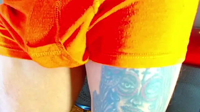 Hot_Latino_x Adlı Modelin Canlı XXX Sohbeti