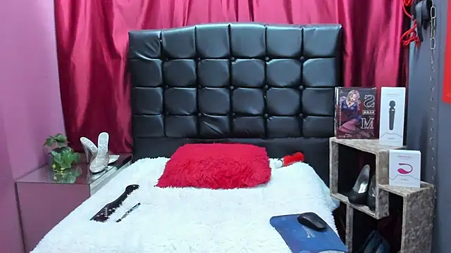 Онлайн чат XXX SofiaXDelRio