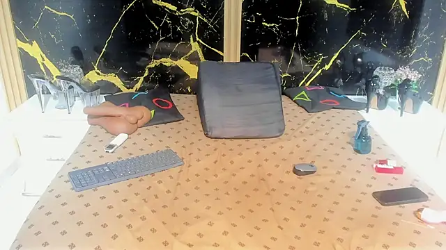 NahomyOwen: онлайн-секс-чат