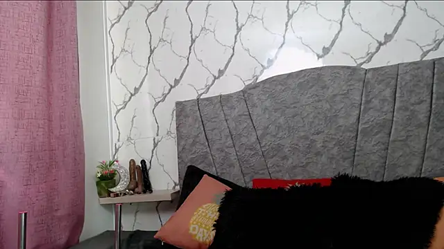 VIOLETTA-HOT Chat XXX live