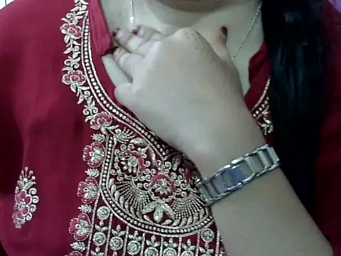 Chat XXX en directo de Cute_Aliyaa